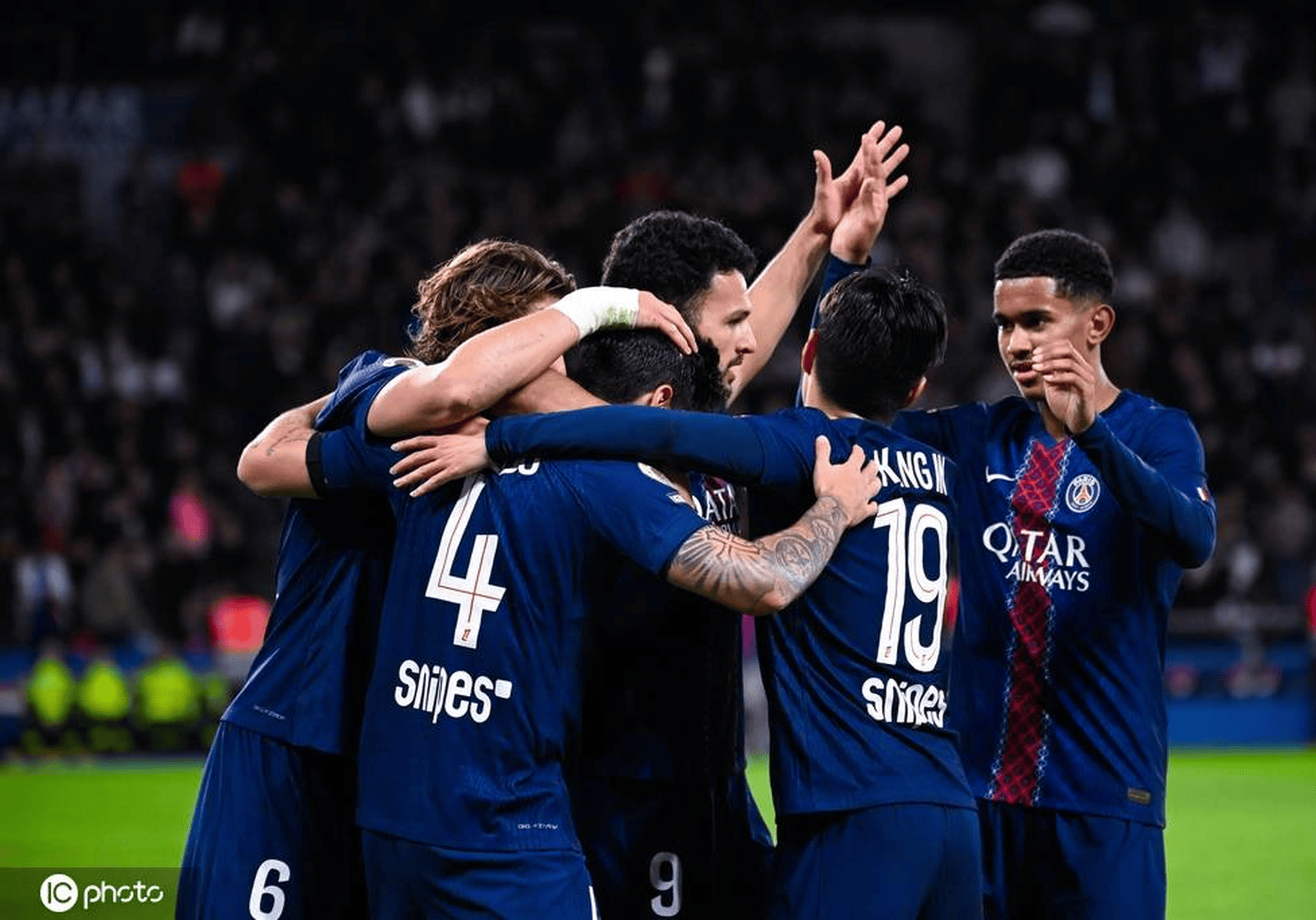 快速反击直接打穿整条防线