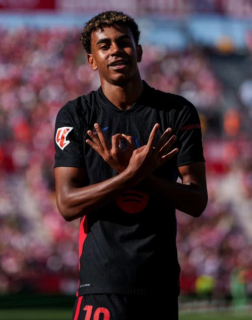 东体：邵佳一执教国足意愿强烈，“土洋结合”模式被业内看好