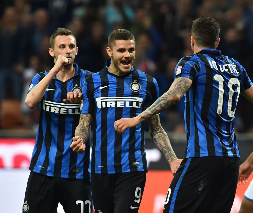 传闻：除枪手外，拜仁和切尔西也在密切关注罗比尼奥-瓦斯